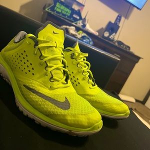 a super comfortable nike shoe